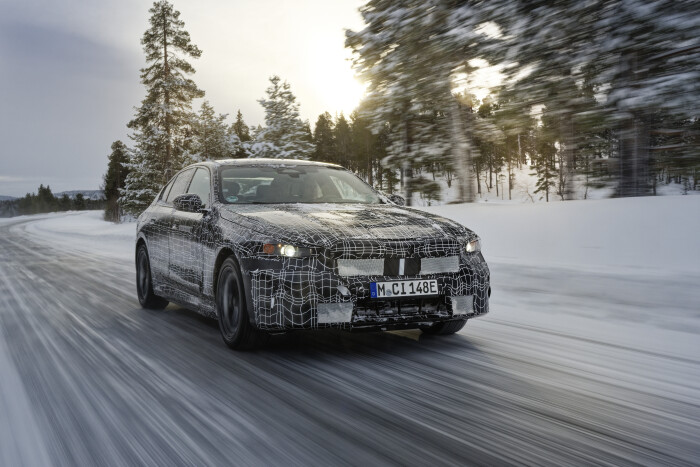 BMW i5 Fahrzeugerprobung Arjeplog/Schweden